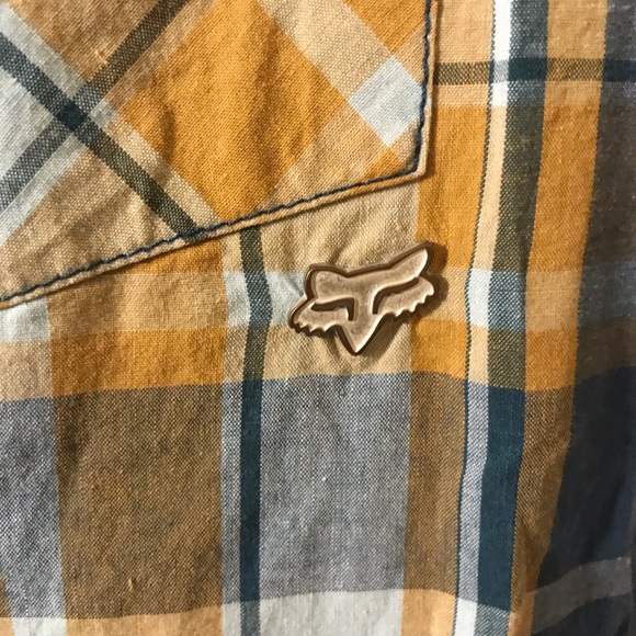 Fox SS Button Up - Picture 4 of 7